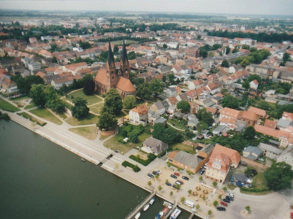 Ferienzimmer Bock Neuruppin Exterior photo